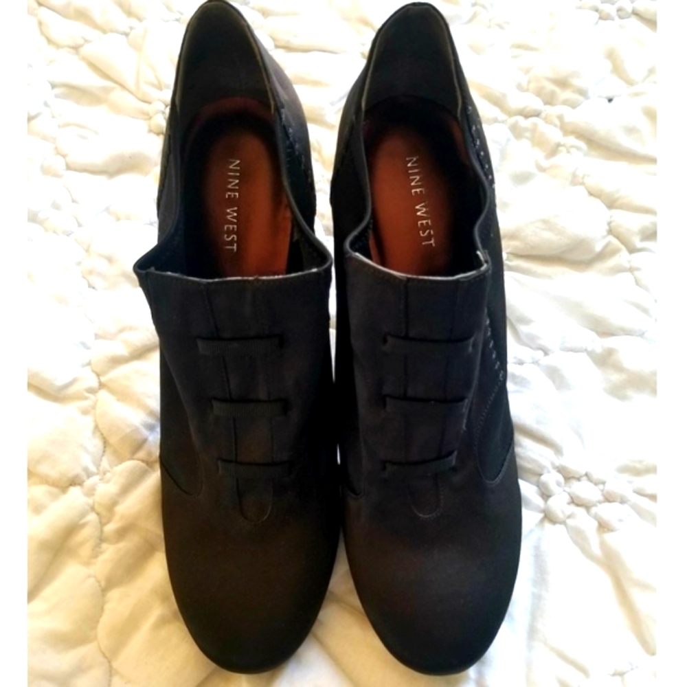 NINE WEST Satin Stretch Bootie, Size 10